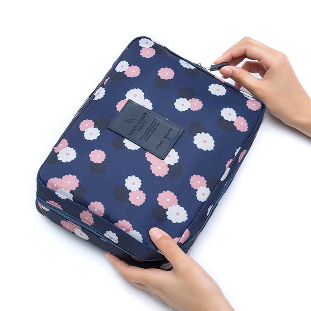 Outdoor Girl Makeup Bag Women Cosmetic Bag Women Toiletries Organizer Waterproof Female Storage Make up Cases